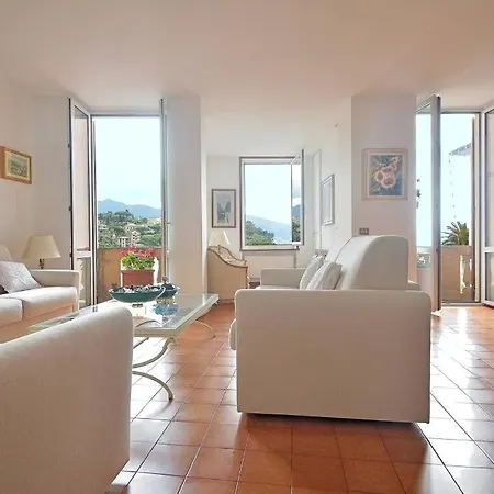 Caprera Flexyrent No Air Conditioning - Seafront Apartment Santa Margherita Ligure