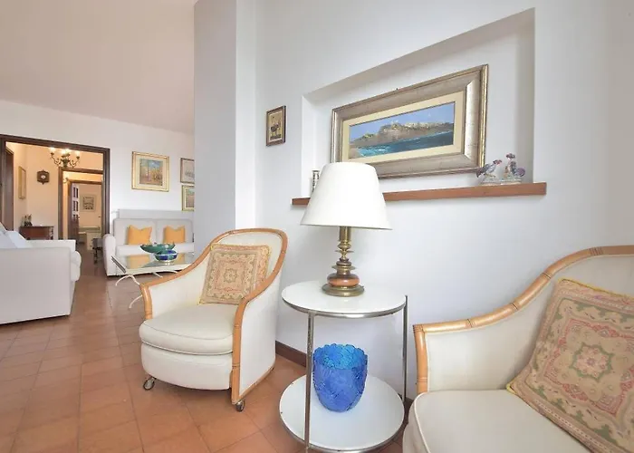 Caprera Flexyrent No Air Conditioning - Seafront 아파트 산타마르게리타리구레